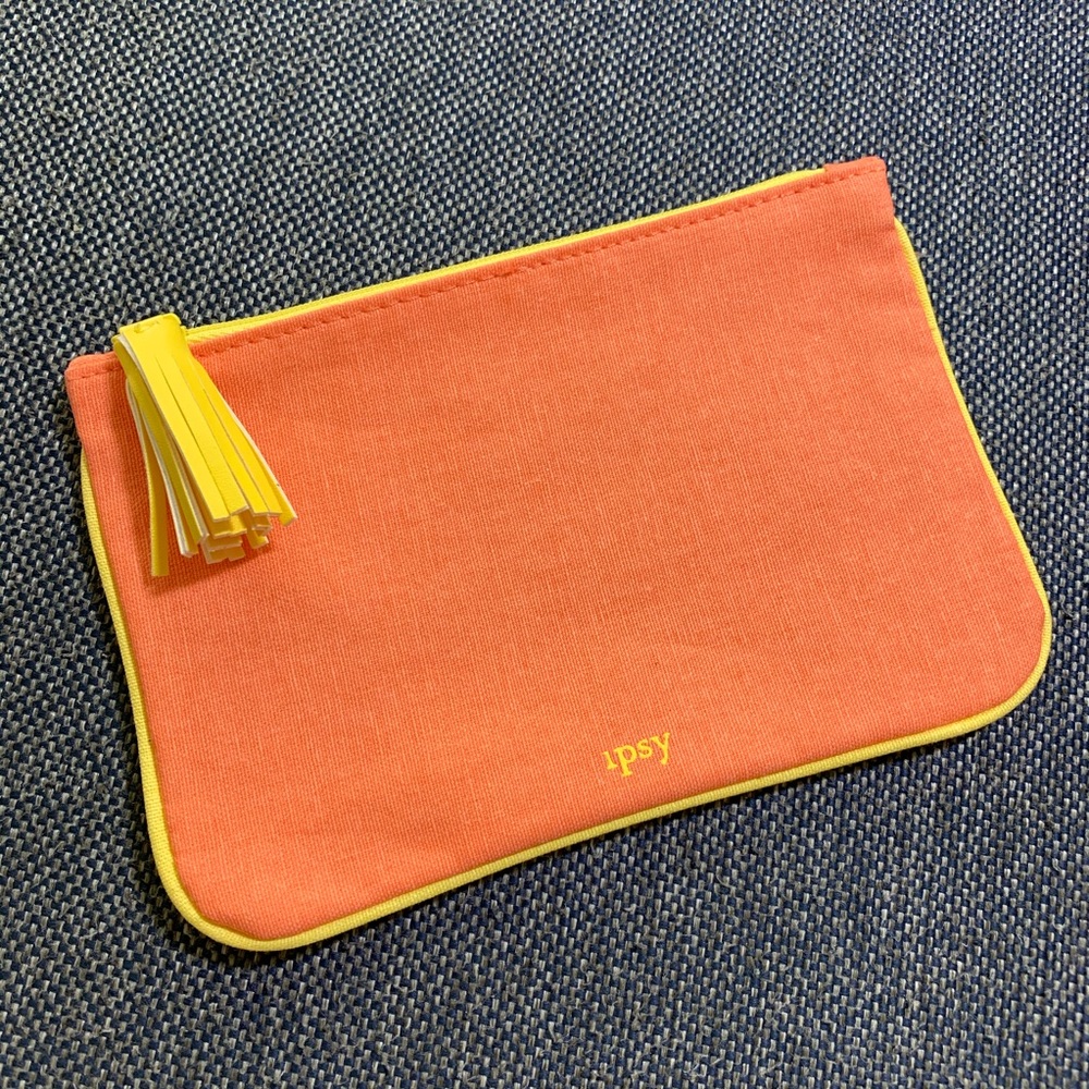 Orange Ipsy bag    *5/$20*